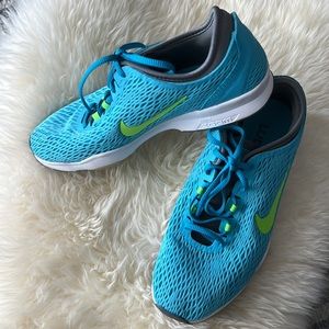 New Nike Air Zoom Strong Sneaker Women's Size 6 Training Shoe